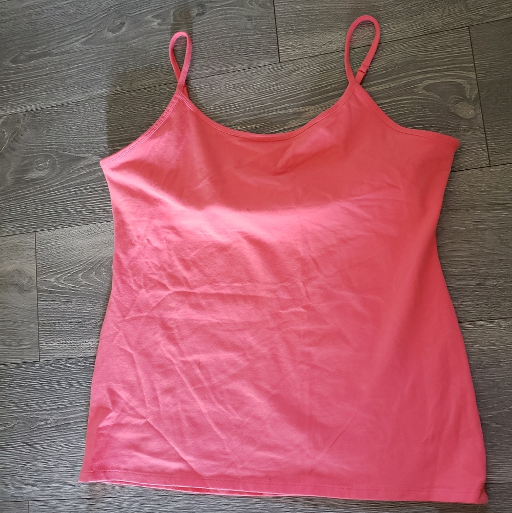 New XL Chelsie tank top